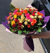Букет Микс из разноцветных кустовых роз #REPLACE_PRED# Дружбе
